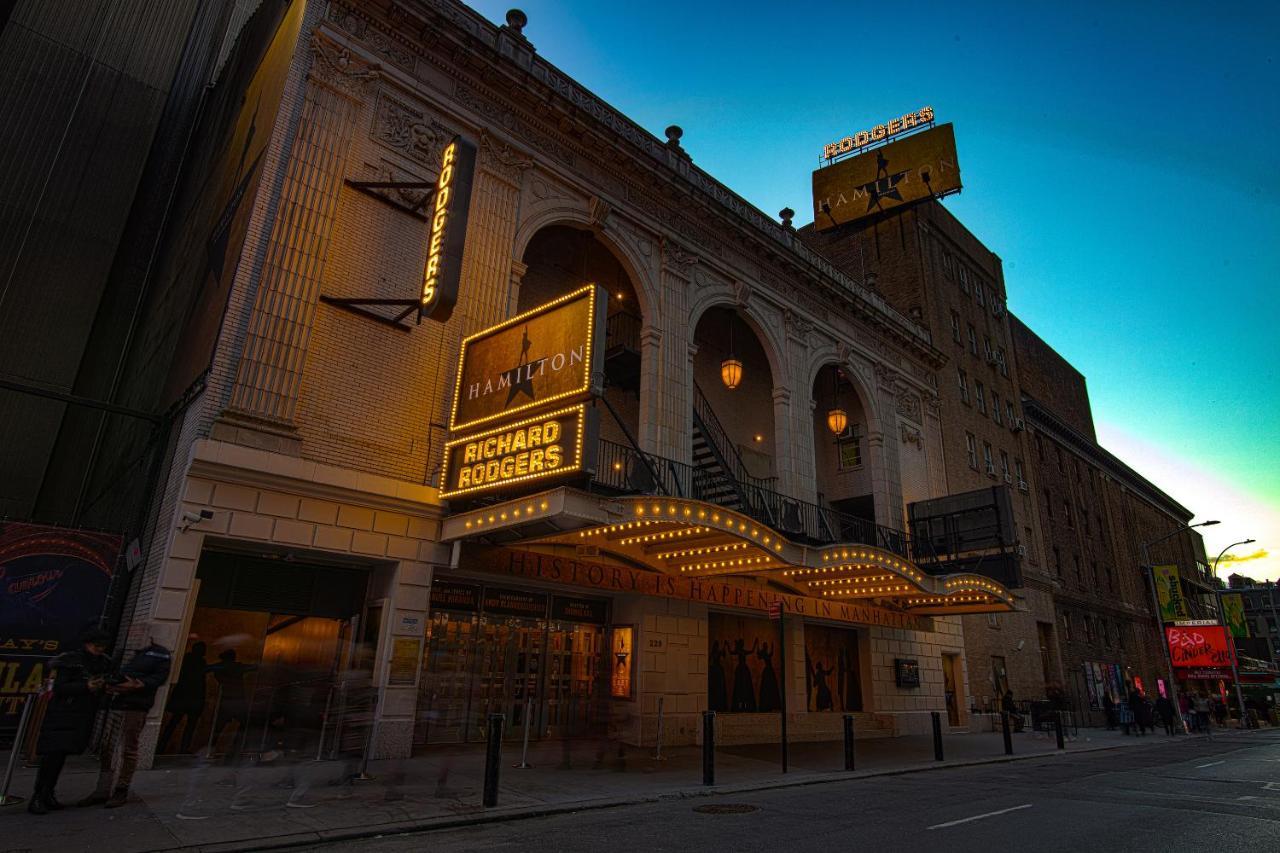 Hotel Edison Times Square New York Esterno foto "History is happening in Manhattan"