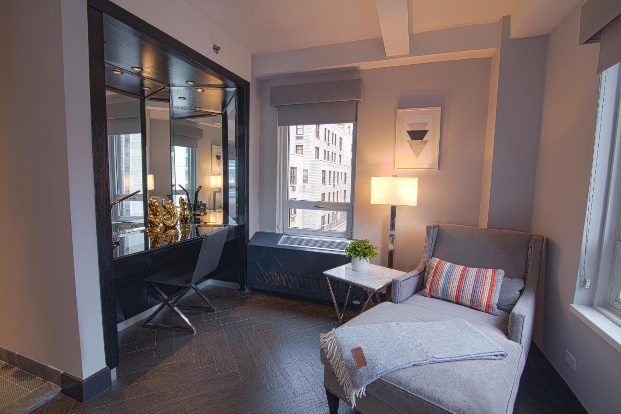 Hotel Edison Times Square New York Esterno foto A room at the Westin Park Row