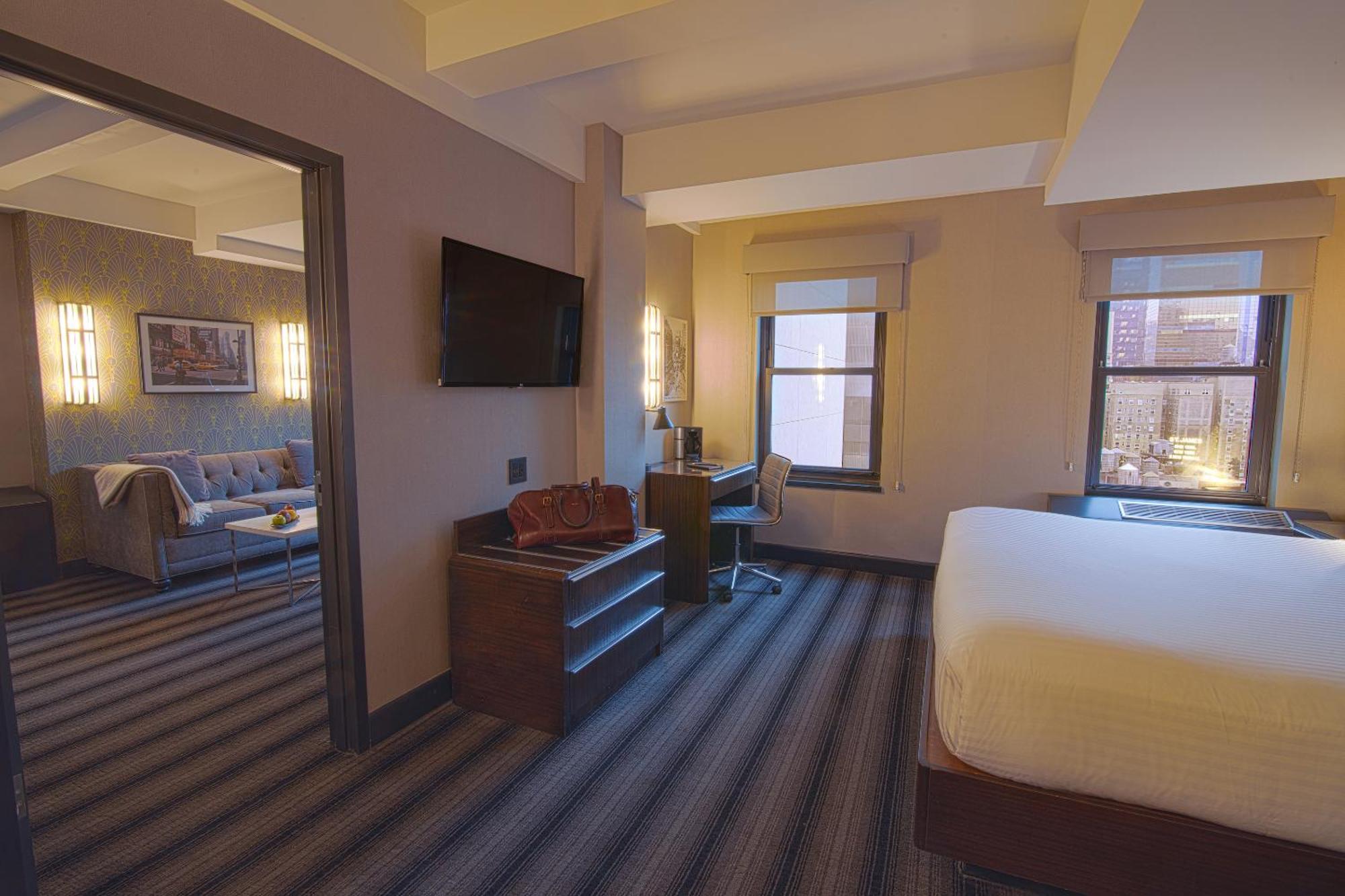 Hotel Edison Times Square New York Esterno foto A room at the Westin New York