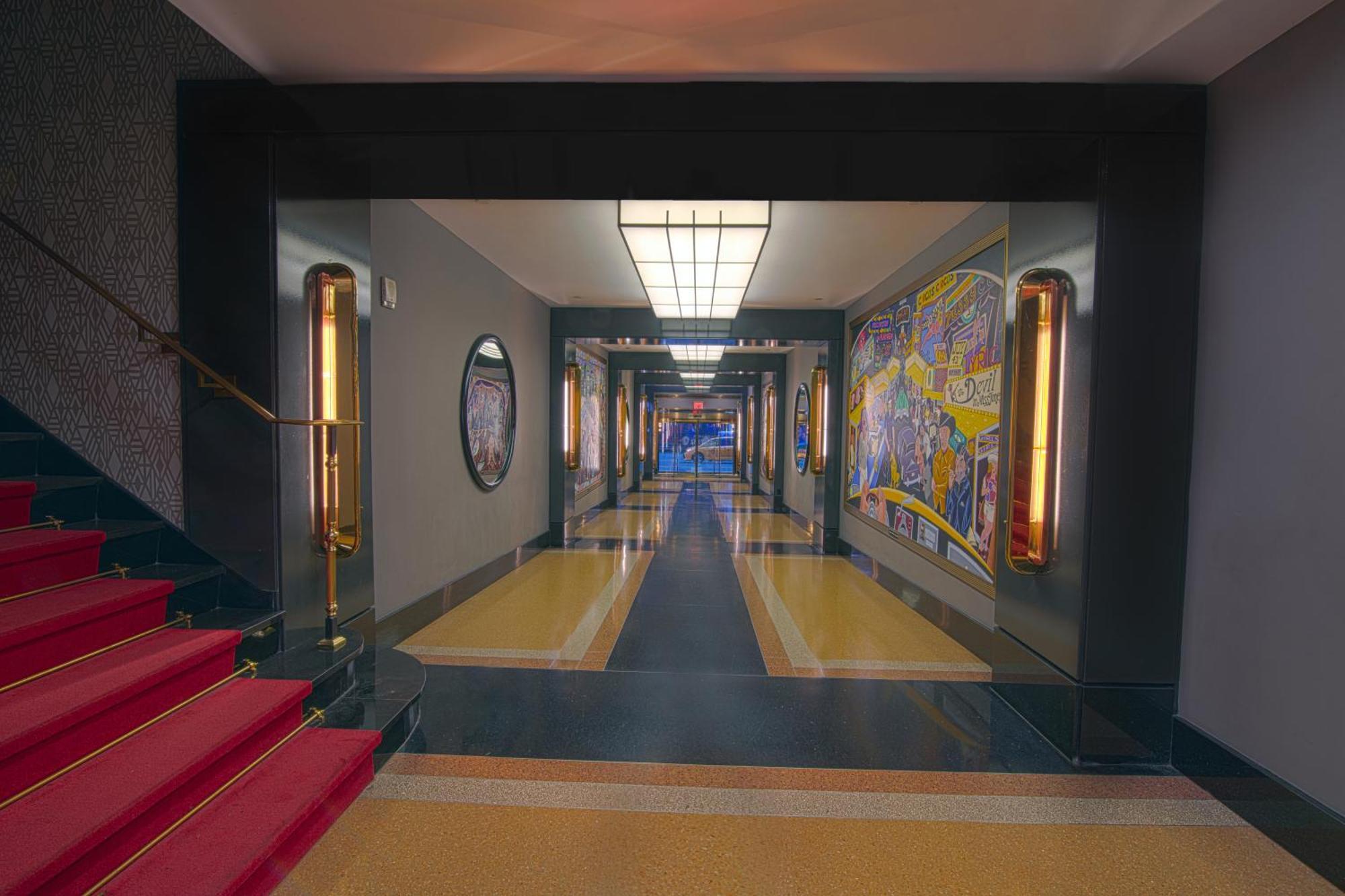 Hotel Edison Times Square New York Esterno foto "The 100th Anniversary of the 1920s"