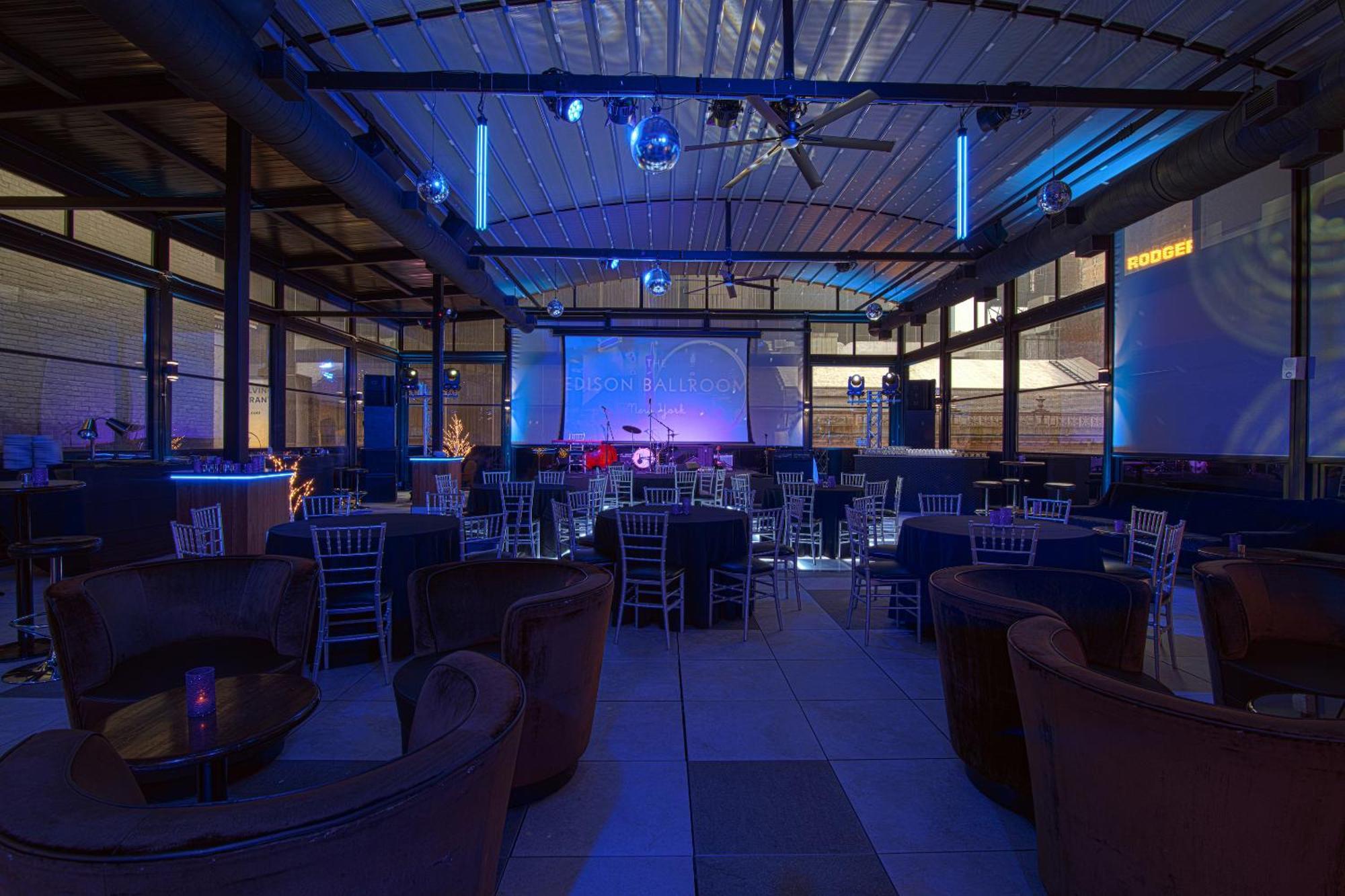 Hotel Edison Times Square New York Esterno foto The venue in 2016