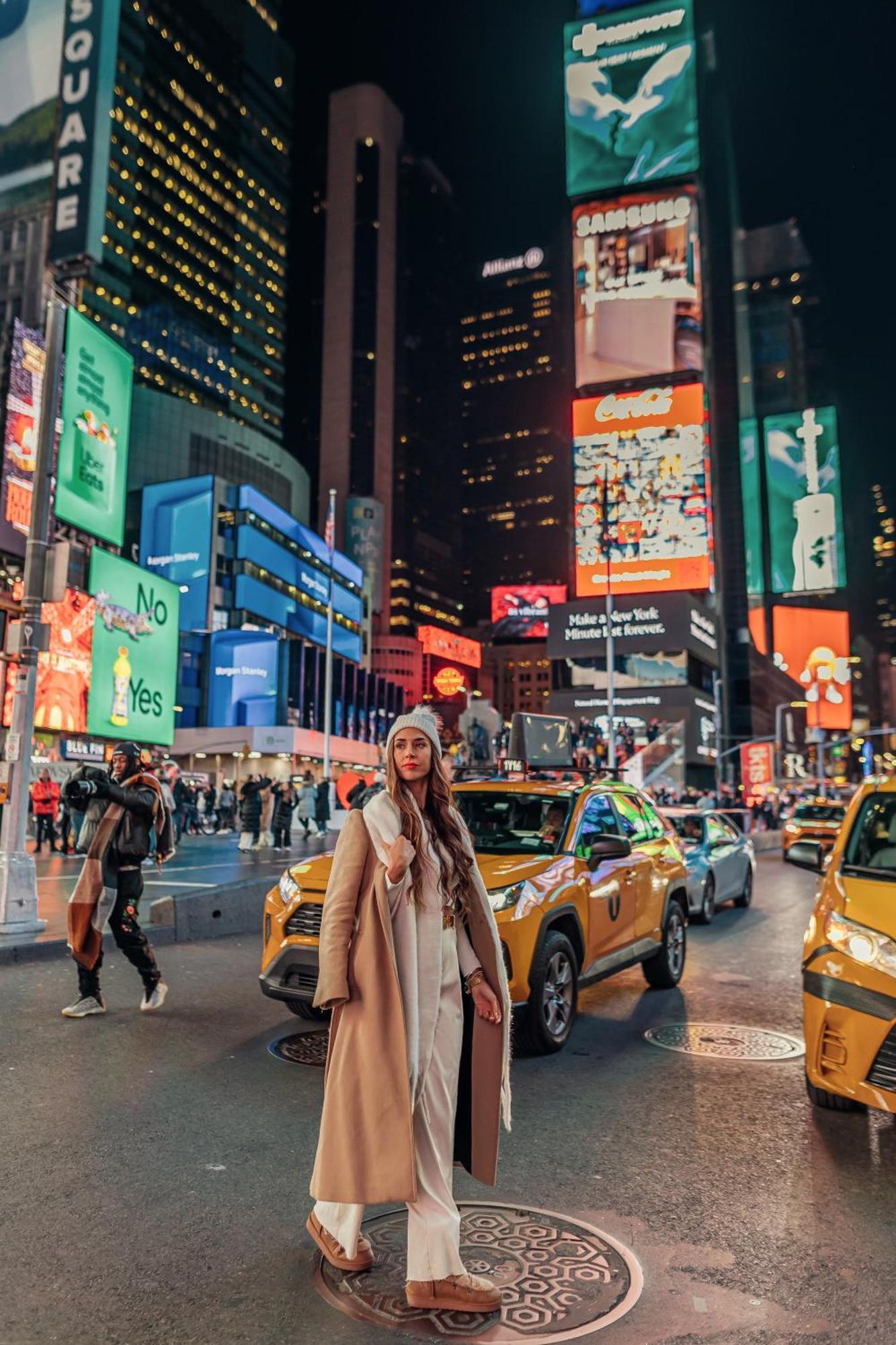 Hotel Edison Times Square New York Esterno foto "Make New York Minute at Forever"